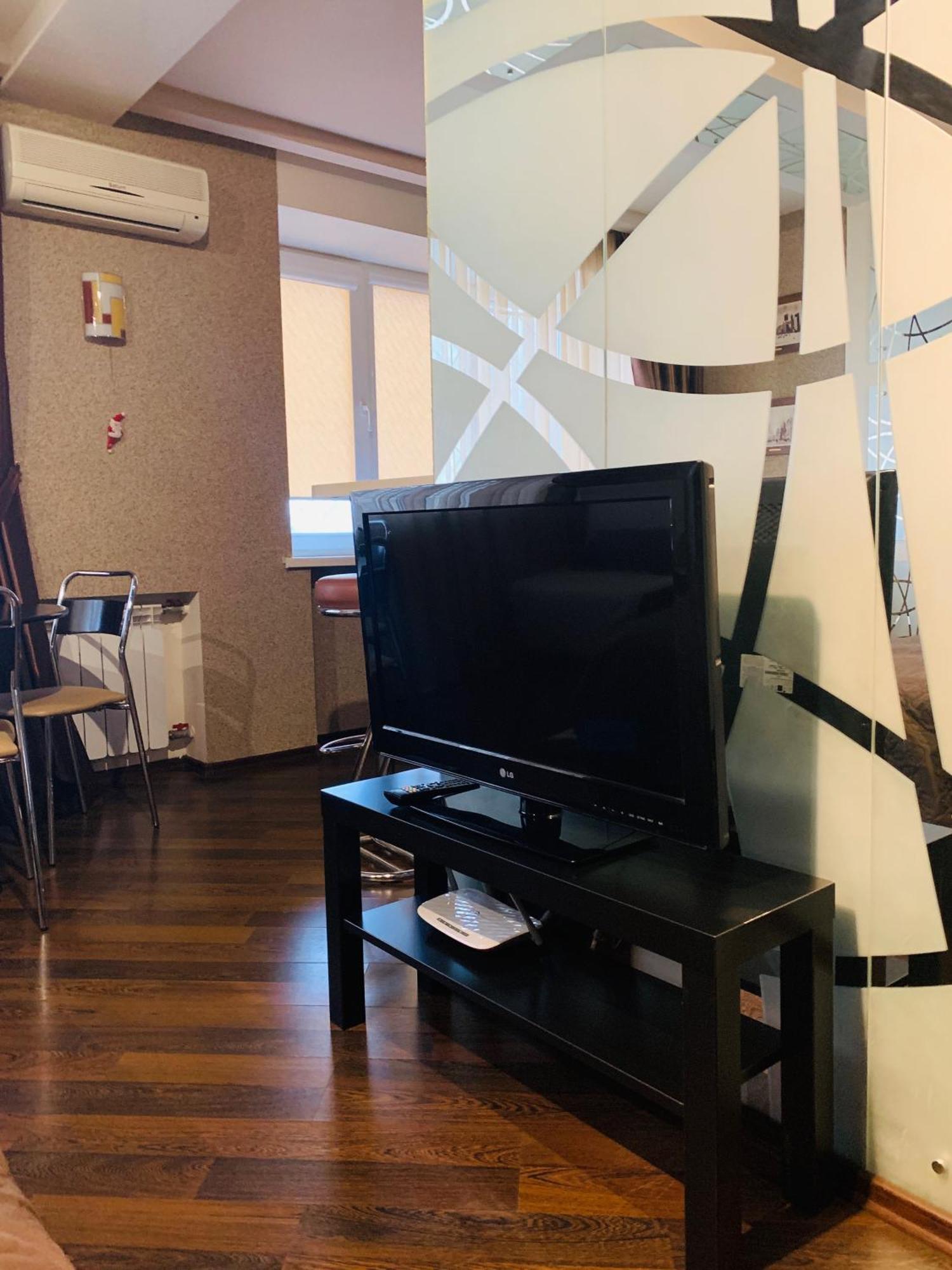 Apartment In Kharkiv , Prospect Nauki 19A المظهر الخارجي الصورة